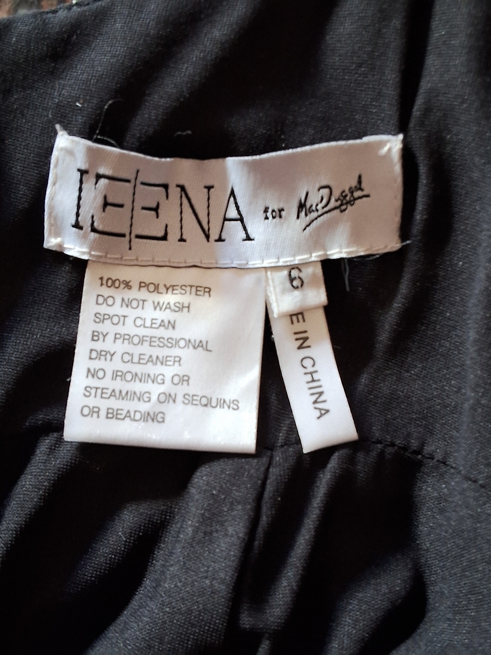 Mac Duggal Gold Sequin V-Neck Maxi Gown - Picture 10 of 11